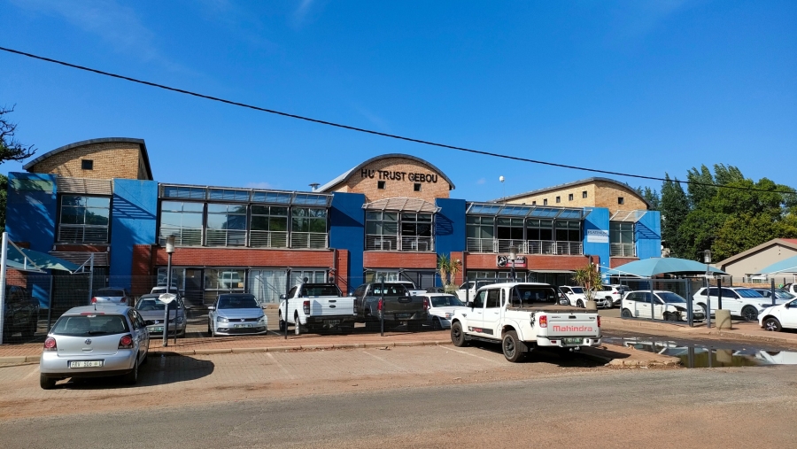 To Let commercial Property for Rent in Bult North North West